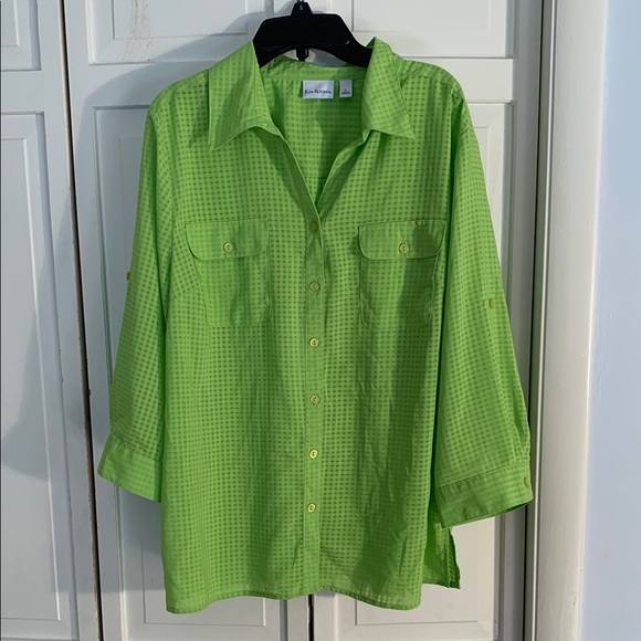 Kim Rogers Tops - Kim Rogers Large Lime Green 3/4 Sleeve Button-up Shirt EUC